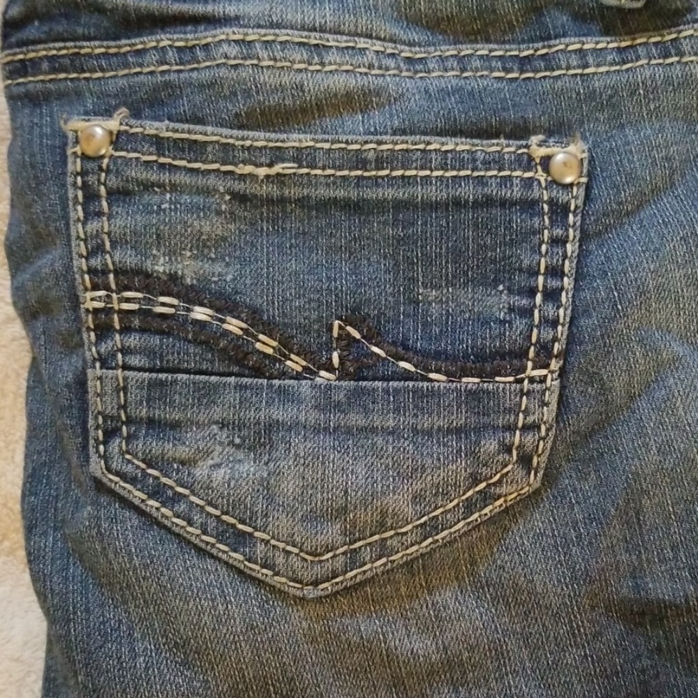 Jeans - Picture 2 of 5